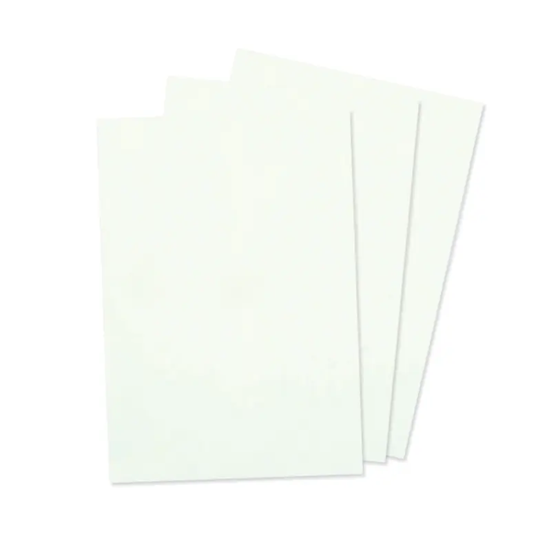 กระดาษปก A4 - กรีนการ์ด - สีขาวครีม - 200 แกรม (50 แผ่น) Code 26660