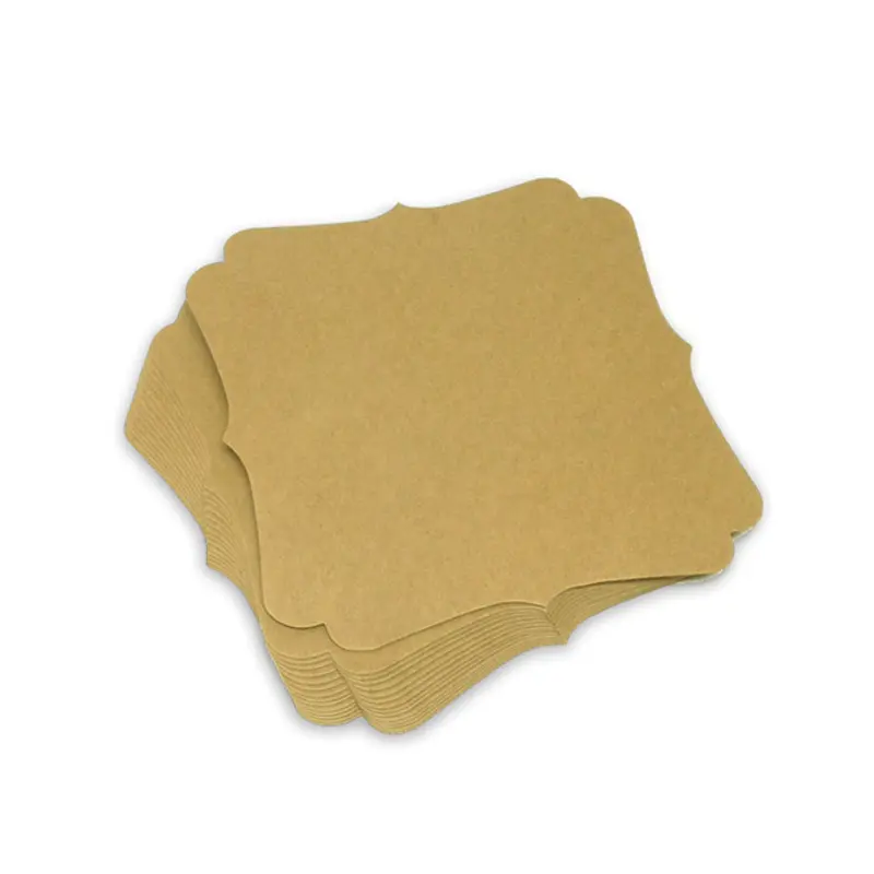 MP100-P11 กระดาษคราฟท์ รูปสี่เหลี่ยมขอบหยัก  15 × 15 cm. (15 แผ่น)