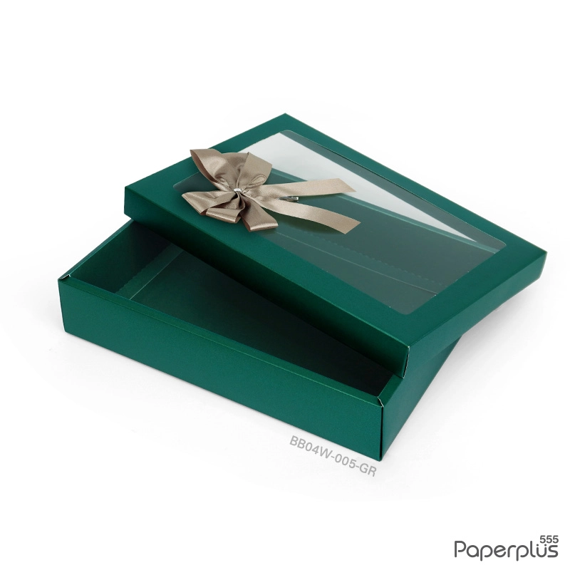 BB04W-005-GR กล่องของขวัญเมทัลลิค สีเขียวเข้ม17.8 x 25.5 x 5 cm. (1ใบ)