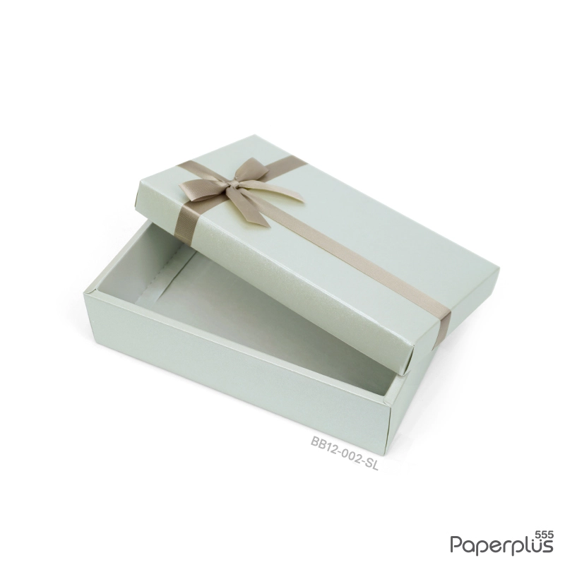 BB12-002-SL กล่องของขวัญเมทัลลิค สีเงิน ก.11.7 x ย.20.7 x ส.5.2 ซม. (1ใบ)