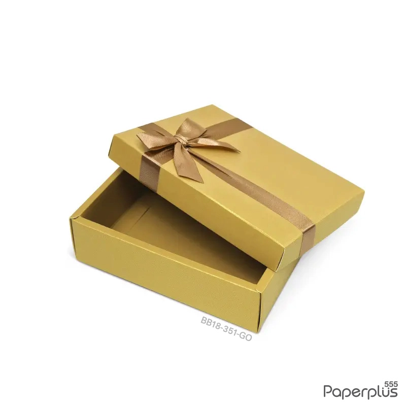 BB18-351-GO กล่องของขวัญเมทัลลิค สีทอง 10 x 13.1 x 3.9 ซม. (1 ใบ)