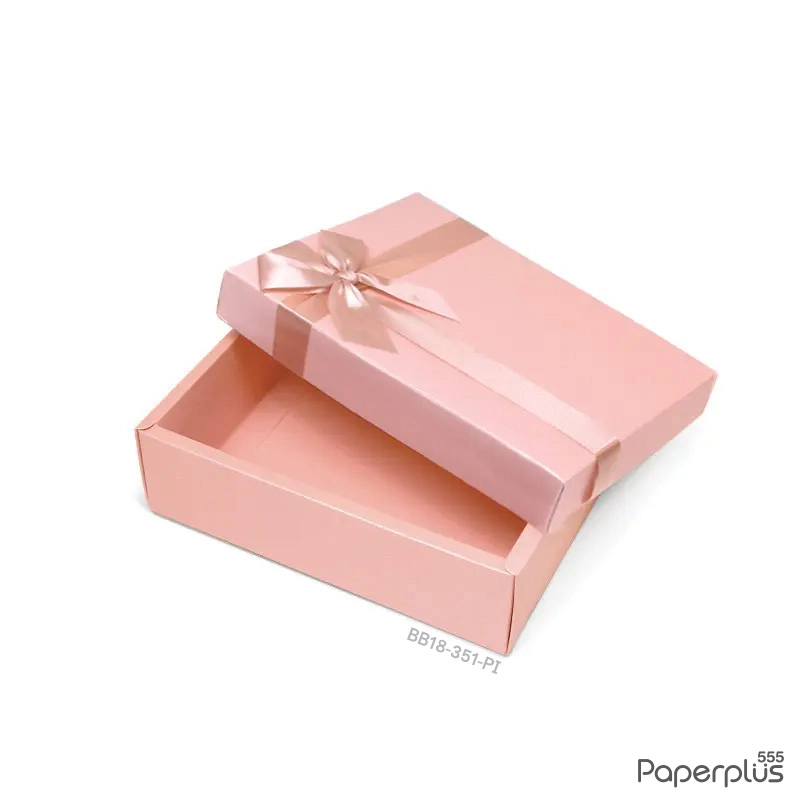 BB18-351-PI กล่องของขวัญเมทัลลิค สีชมพู 10 x 13.1 x 3.9 ซม. (1 ใบ)