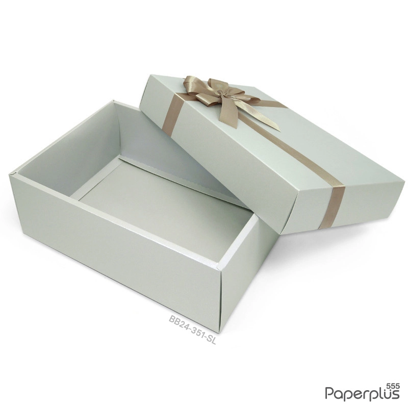 BB24-351-SL กล่องของขวัญ 17.8x25.8x9 cm. สีเงิน หนา350แกรม (1ใบ)